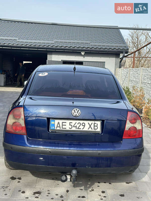 Седан Volkswagen Passat 2003 в Дніпрі