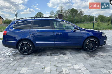 Універсал Volkswagen Passat 2009 в 