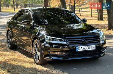 Седан Volkswagen Passat 2014 в Киеве