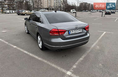 Седан Volkswagen Passat 2015 в 