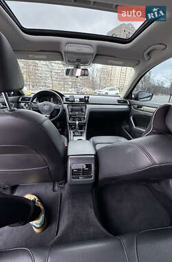 Седан Volkswagen Passat 2015 в 