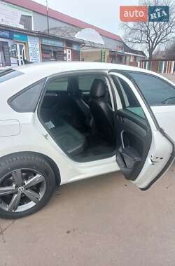 Седан Volkswagen Passat 2014 в 