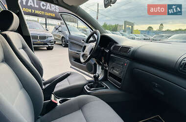 Седан Volkswagen Passat 2004 в 