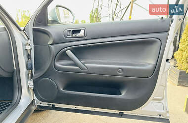 Седан Volkswagen Passat 2004 в 