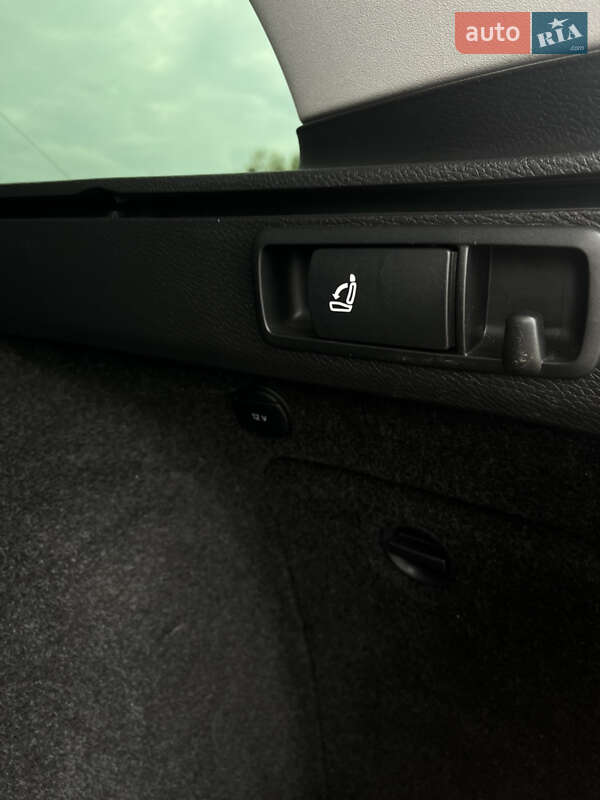 Універсал Volkswagen Passat 2012 в Тетієві