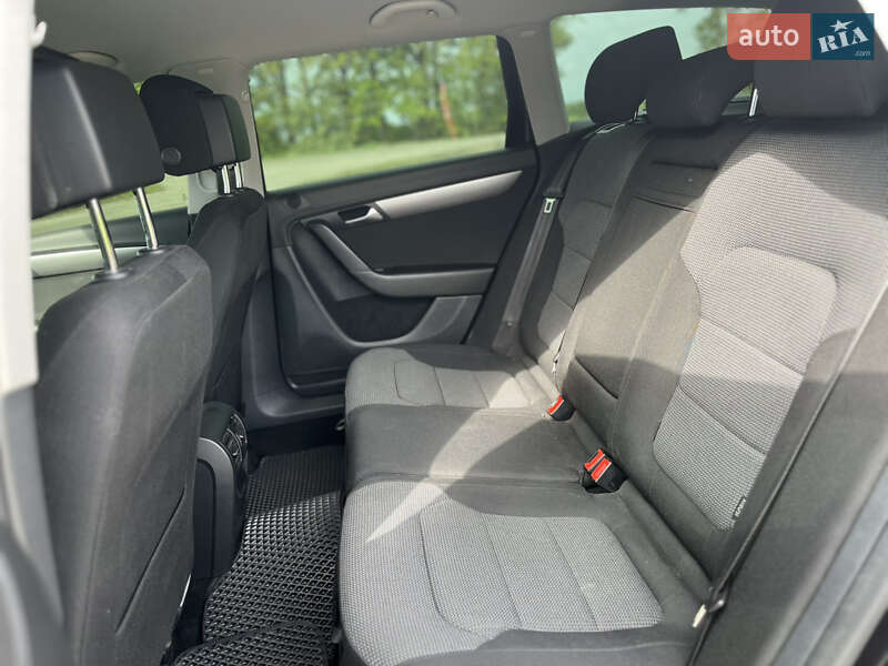 Універсал Volkswagen Passat 2012 в Тетієві