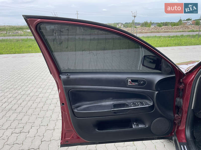 Універсал Volkswagen Passat 2001 в Львові