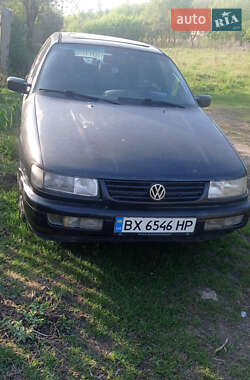 Седан Volkswagen Passat 1994 в Бердичеві