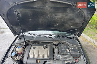 Седан Volkswagen Passat 2007 в 