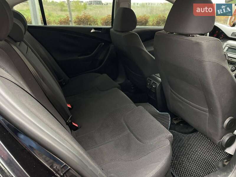 Седан Volkswagen Passat 2007 в Дніпрі