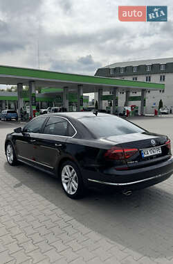 Седан Volkswagen Passat 2017 в 