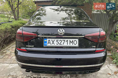 Седан Volkswagen Passat 2017 в 