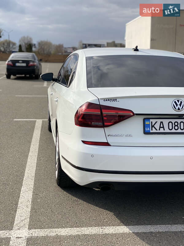 Седан Volkswagen Passat 2017 в Києві