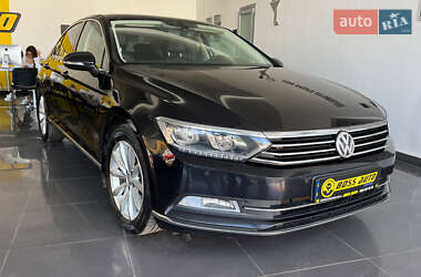 Седан Volkswagen Passat 2016 в Шептицькому