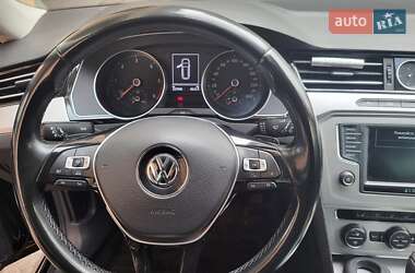 Універсал Volkswagen Passat 2015 в 
