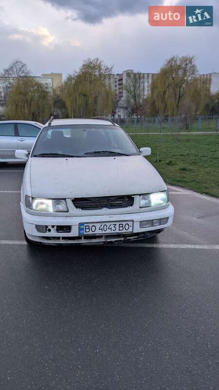 Универсал Volkswagen Passat 1995 в Ивано-Франковске