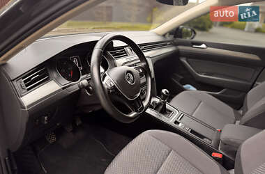 Универсал Volkswagen Passat 2016 в 
