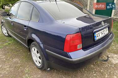 Седан Volkswagen Passat 2000 в 