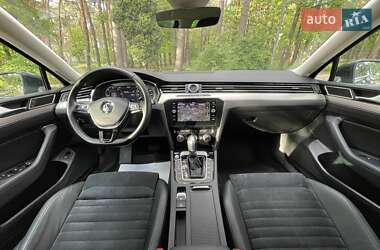 Седан Volkswagen Passat 2019 в 