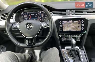 Седан Volkswagen Passat 2019 в 