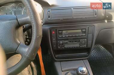 Седан Volkswagen Passat 2004 в 