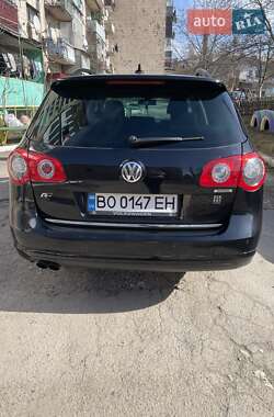 Універсал Volkswagen Passat 2010 в Тернополі