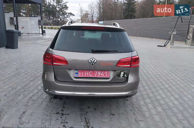 Універсал Volkswagen Passat 2011 в 