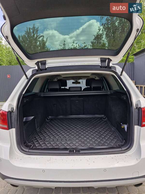 Универсал Volkswagen Passat 2014 в Львове