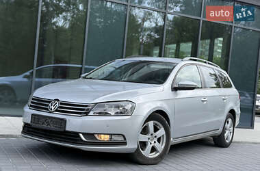 Універсал Volkswagen Passat 2012 в Львові