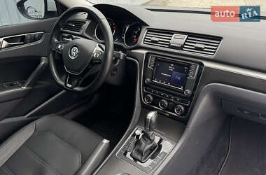 Седан Volkswagen Passat 2018 в 