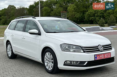 Універсал Volkswagen Passat 2011 в 