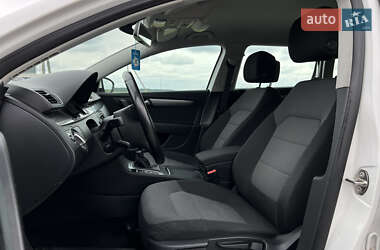 Універсал Volkswagen Passat 2011 в 
