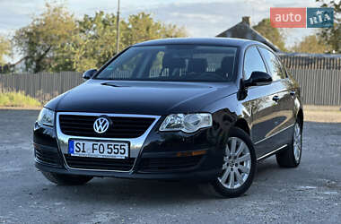 Седан Volkswagen Passat 2006 в Луцке