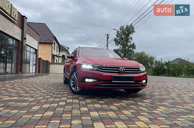 Універсал Volkswagen Passat 2021 в 