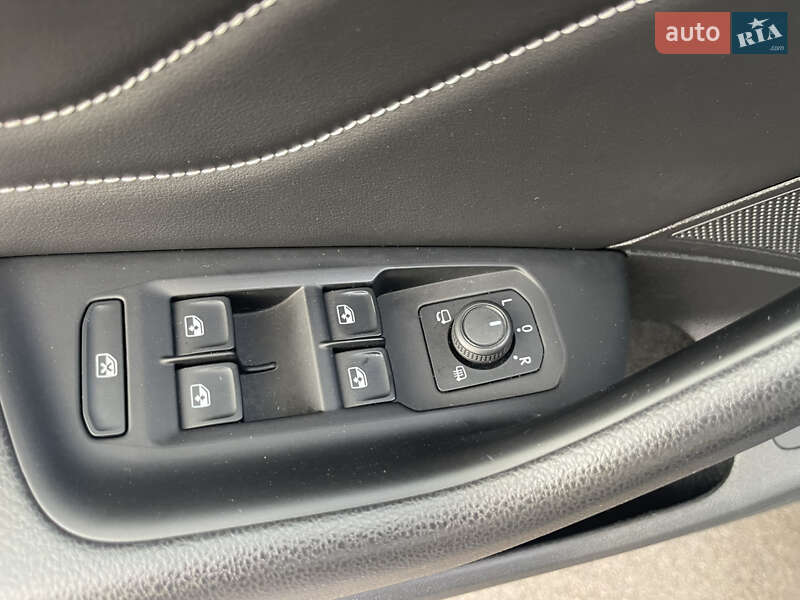 Універсал Volkswagen Passat 2019 в Рівному