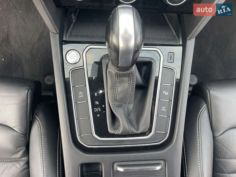 Універсал Volkswagen Passat 2019 в Рівному
