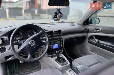Седан Volkswagen Passat 1999 в 