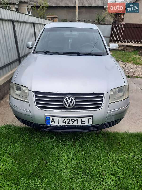 Седан Volkswagen Passat 2002 в Ивано-Франковске
