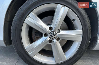 Універсал Volkswagen Passat 2013 в 