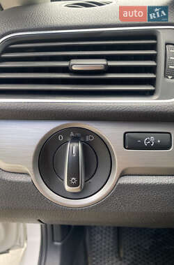 Седан Volkswagen Passat 2013 в 