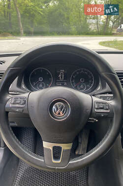 Седан Volkswagen Passat 2013 в 