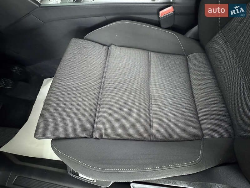 Універсал Volkswagen Passat 2015 в Трускавці