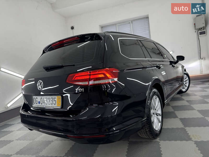 Універсал Volkswagen Passat 2015 в Трускавці