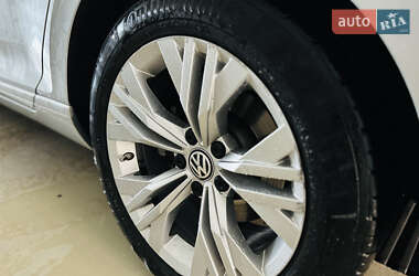 Універсал Volkswagen Passat 2015 в 