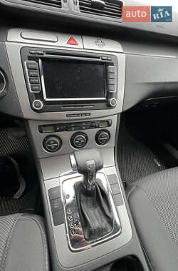 Универсал Volkswagen Passat 2005 в 