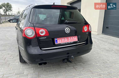 Універсал Volkswagen Passat 2010 в 