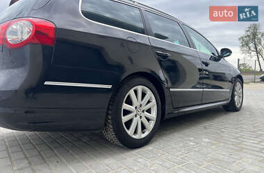 Універсал Volkswagen Passat 2010 в 