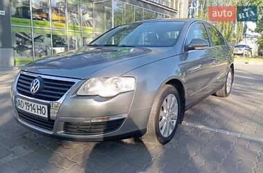 Седан Volkswagen Passat 2006 в Днепре