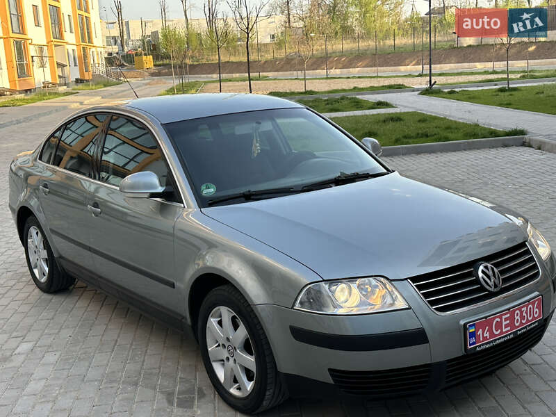 Седан Volkswagen Passat 2004 в Вінниці