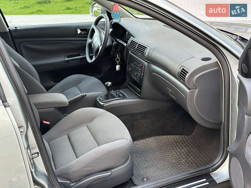 Седан Volkswagen Passat 2004 в Вінниці